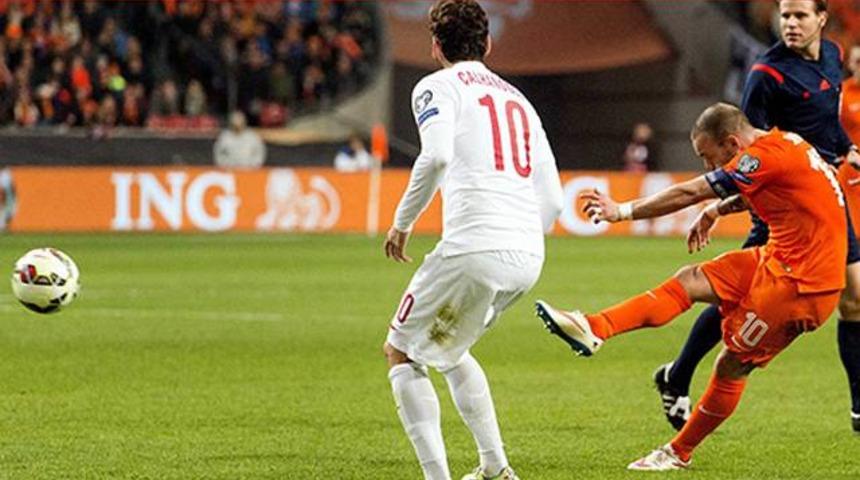 Sneijder UEFA'nın merceğinde