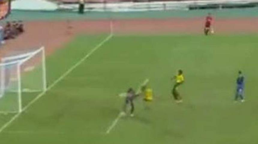 Chedjou kaleleri şaşırdı!