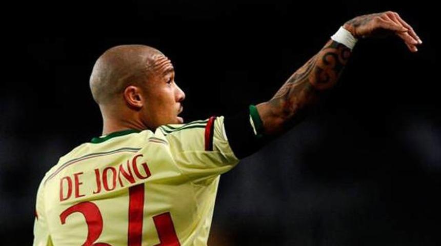 De Jong Fenerbah&ccedil;e'de