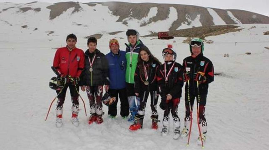 Fransa'dan gelen üçüncülük