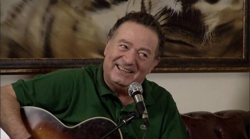 Kayahan o şarkıyı bestelediğine pişman oldu