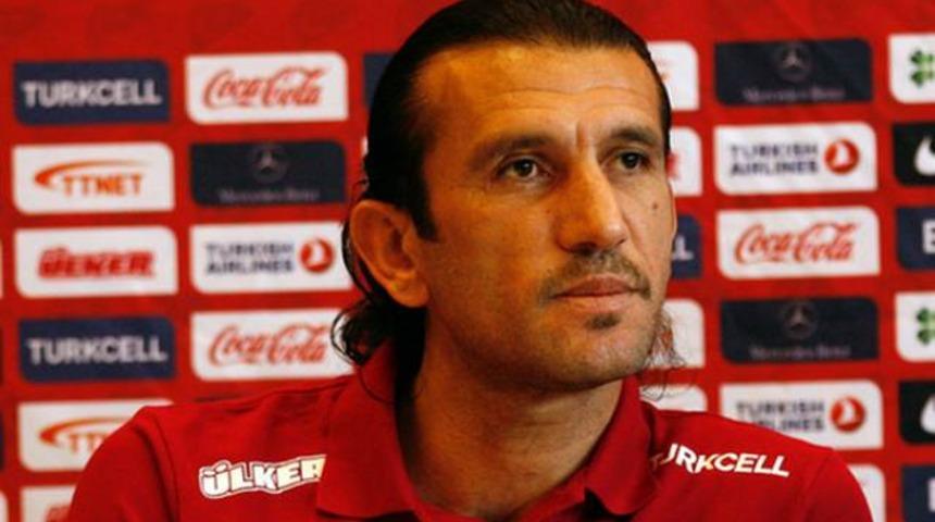 R&uuml;şt&uuml; Re&ccedil;ber'e b&uuml;y&uuml;k onur