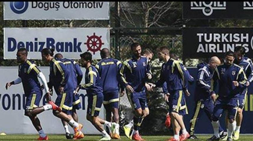Fenerbah&ccedil;e'ye şok &uuml;st&uuml;ne şok