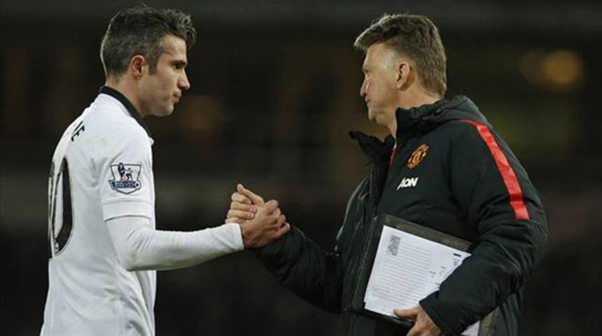 Van Persie kadro dışı