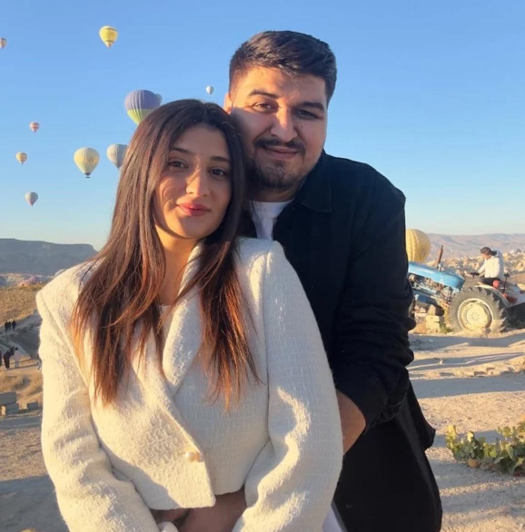 2 aylık eşini satırla katletmişti! Kan donduran cinayet sonrası katil koca hakim karşısına çıktı:  Düğün hediyesi  detayı... 1