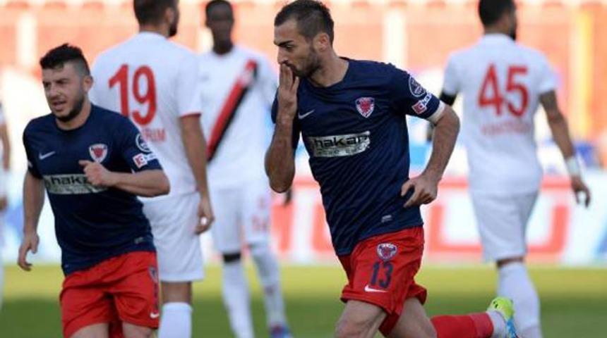Balıkesirspor – Mersin İdmanyurdu maçı canlı yayınla Lig Tv 2’de