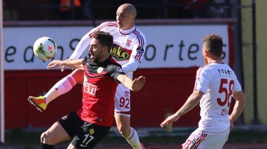 Eskişehirspor 1 - 3 Medicana Sivasspor