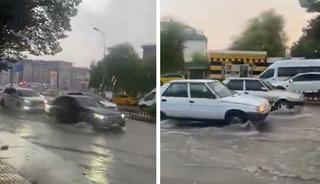 Ankara’da sağanak yağmur: Sürücüler mahsur kaldı