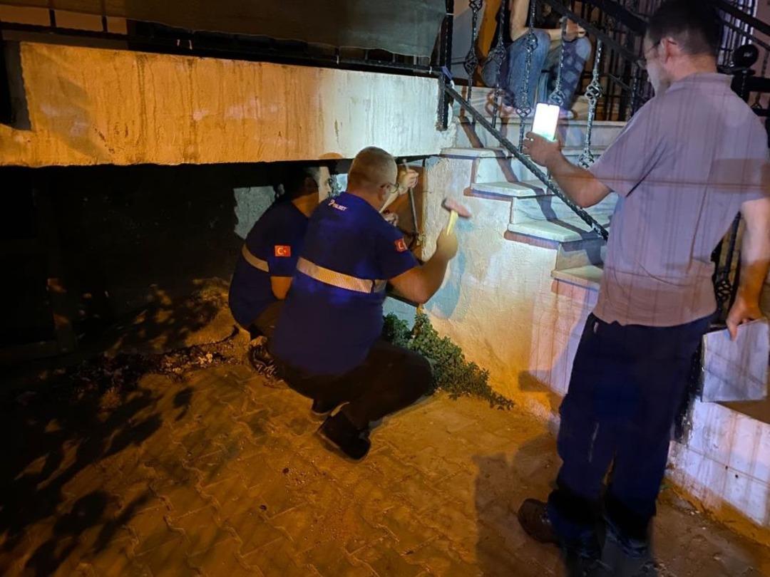 Darıca’da doğal gaz borusu patladı, mahalleyi gaz kokusu sardı 3