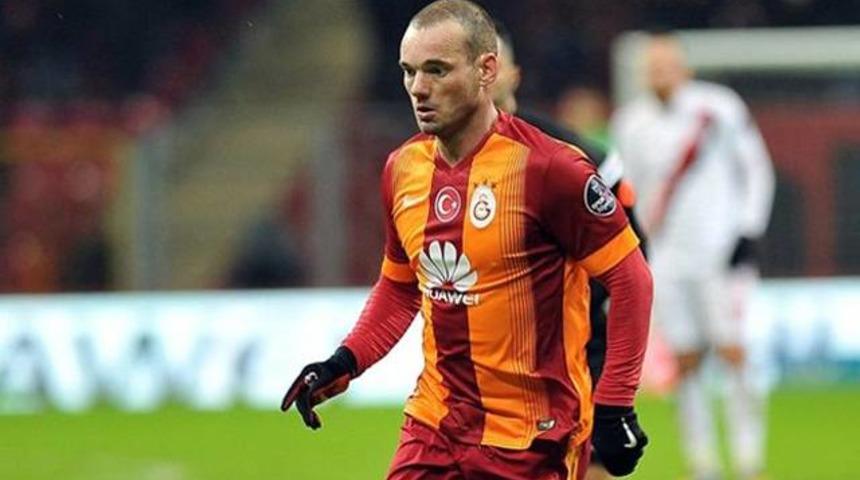 Sneijder ile Hakan Balta tartıştı