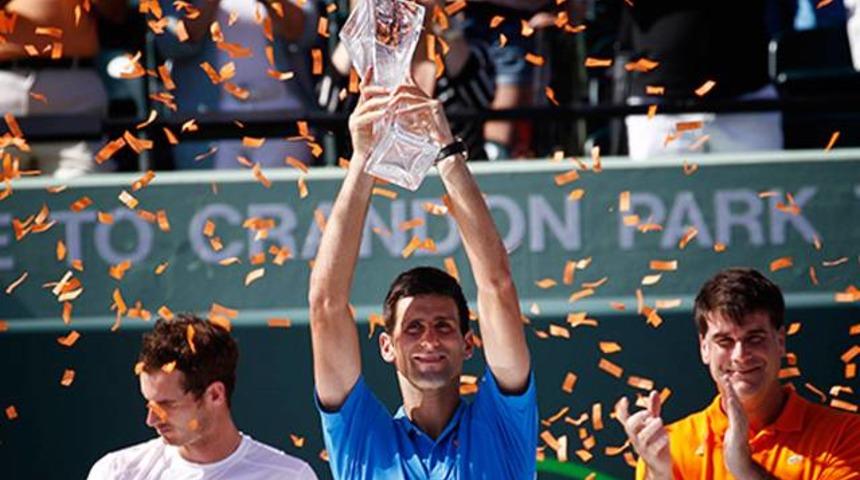 Djokovic Miami'de 5'ledi