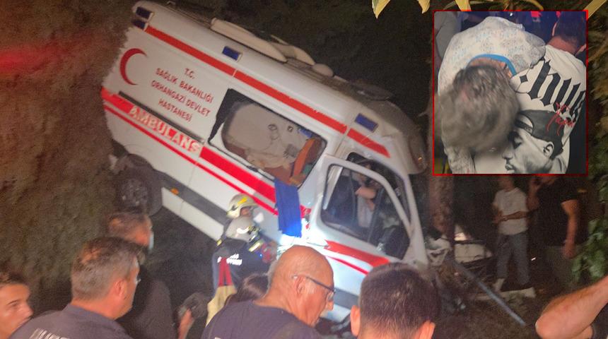 Feci kaza kamerada... Ambulans bahçeye uçtu! İçindeki hasta hayatını kaybetti!