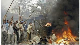 Korkunç olay! Büyücülük suçlamasıyla bir aile katledildi! Bütün köy katıldı, polisin ruhu bile duymadı! 