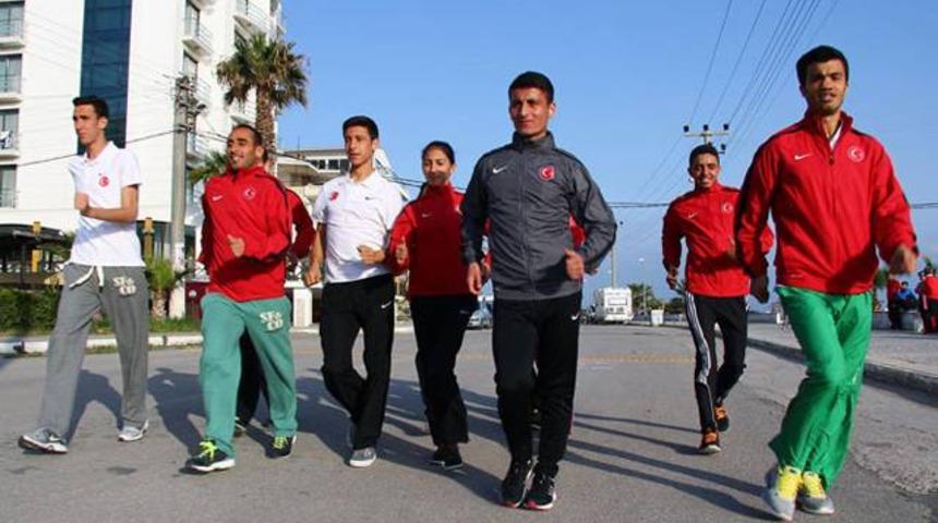 Yürüyüş Milli Takımı kampa girdi