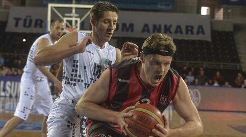 T&uuml;rk Telekom 90 - 82 Uşak Sportif