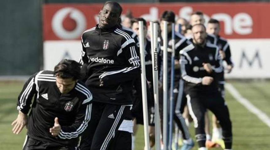 Milosevic ve Opare takımla &ccedil;alıştı