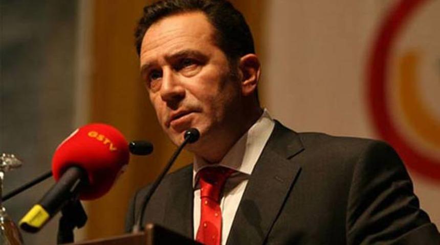 Adnan &Ouml;zt&uuml;rk adaylıktan &ccedil;ekildi! Sebebi...