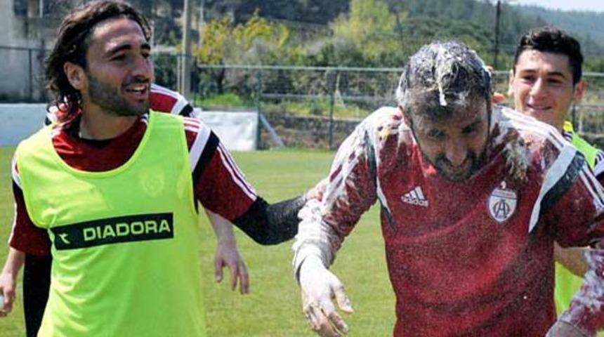 Göksu'ya "Brezilya usülü" doğum günü