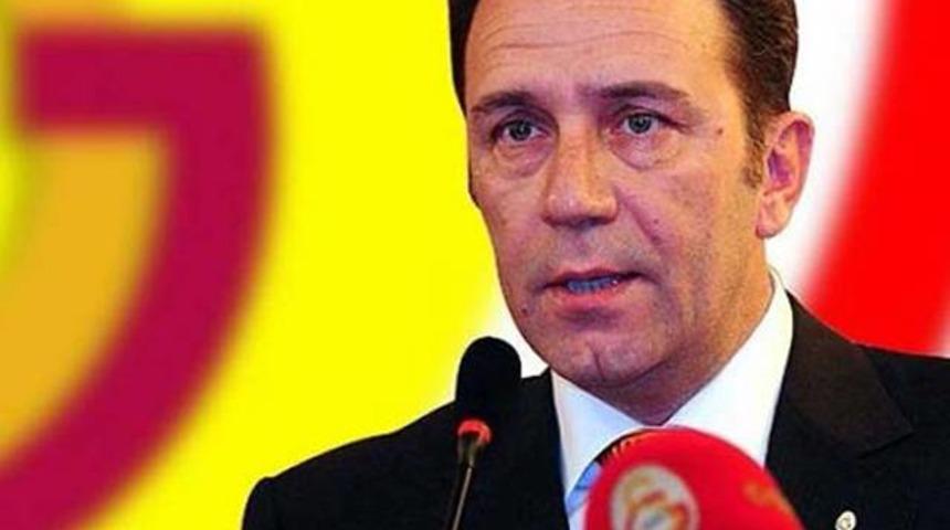 Adnan &Ouml;zt&uuml;rk aday olmayacağını a&ccedil;ıkladı