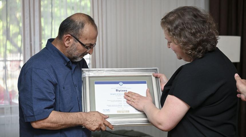 Orman yangınında şehit olmuştu: AKUT gönüllüsü Sarıyıldız'ın diploması ailesine teslim edildi