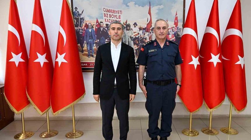 Albay Semiz’den Vali Aktaş’a veda ziyareti