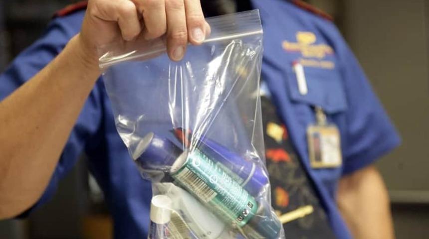 AB Komisyonu uçak yolculuklarında sıvı miktarı sınırının kaldırılmasının yolunu açtı