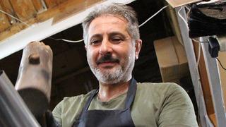 Koskoca şehirde o mesleği yapan tek kişi! 'Çok zevkli bir iş' 8 dakikada...