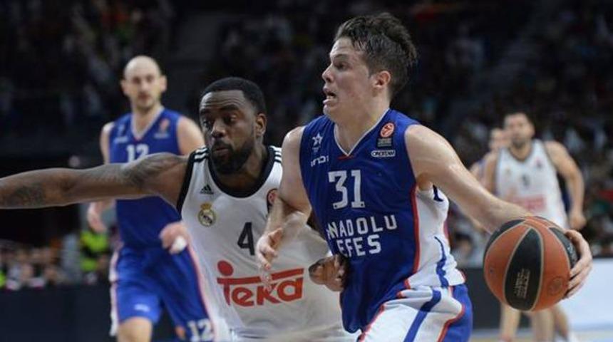Real Madrid 90 - 85 Anadolu Efes