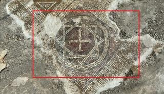 Mezarlıkta bulundu içinden 6 sayfalık dilekçe çıktı