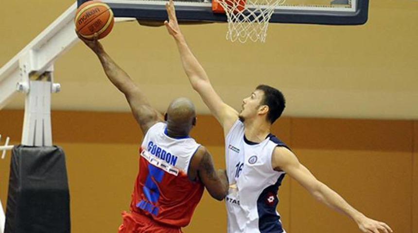 İstanbul Büyükşehir Belediyesi 85 - 78 Tofaş