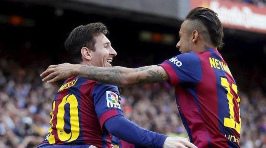 Suarez'den ısırık Messi'den dalya