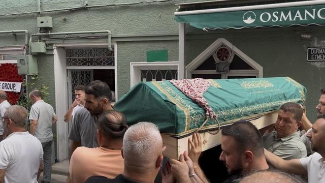 Alkollü sürücünün neden olduğu kazada hayatını kaybeden iki kardeş, son yolculuklarına uğurlandı