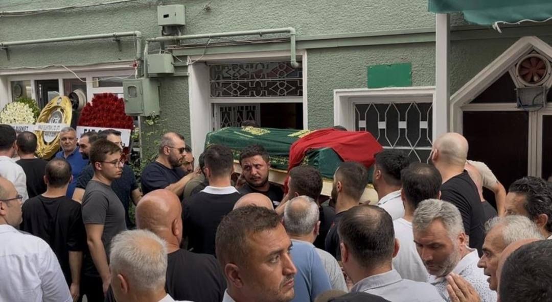 Alkollü sürücünün neden olduğu kazada hayatını kaybeden iki kardeş, son yolculuklarına uğurlandı 2