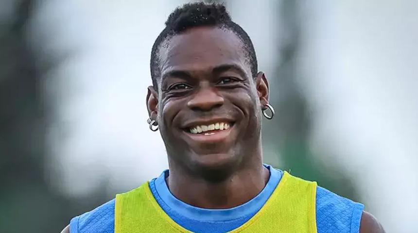 Balotelli'den şaşırtan hamle! 3. Lige transfer oluyor