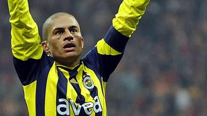 Alex de Souza yeniden Kadık&ouml;y&rsquo;e geliyor