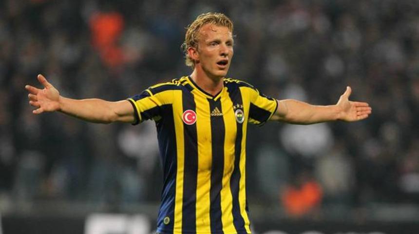 Dirk Kuyt ısınırken sakatlandı