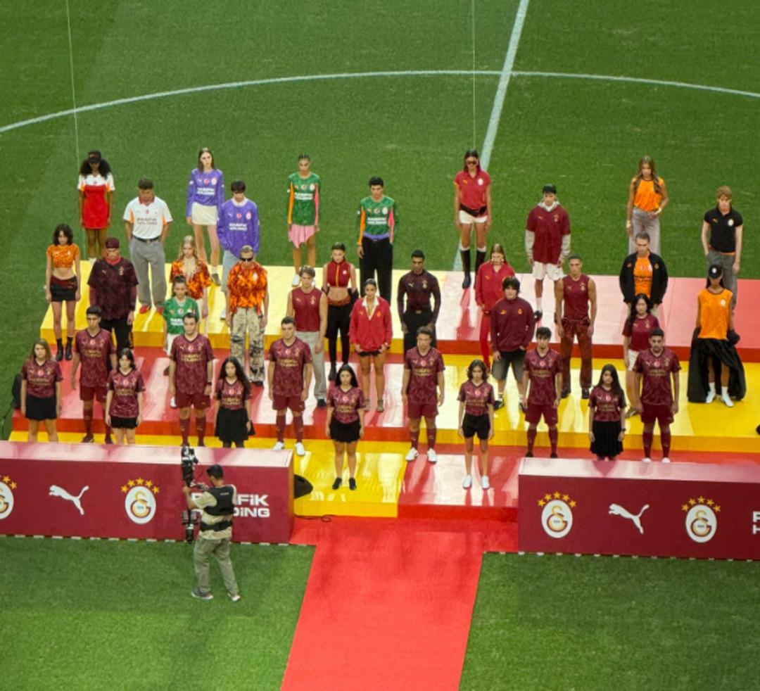 Galatasaray da Osimhen ve Sane nin imza töreninde transfer müjdesi! "İsimleri bildiklerinde çıldıracaklar" 3