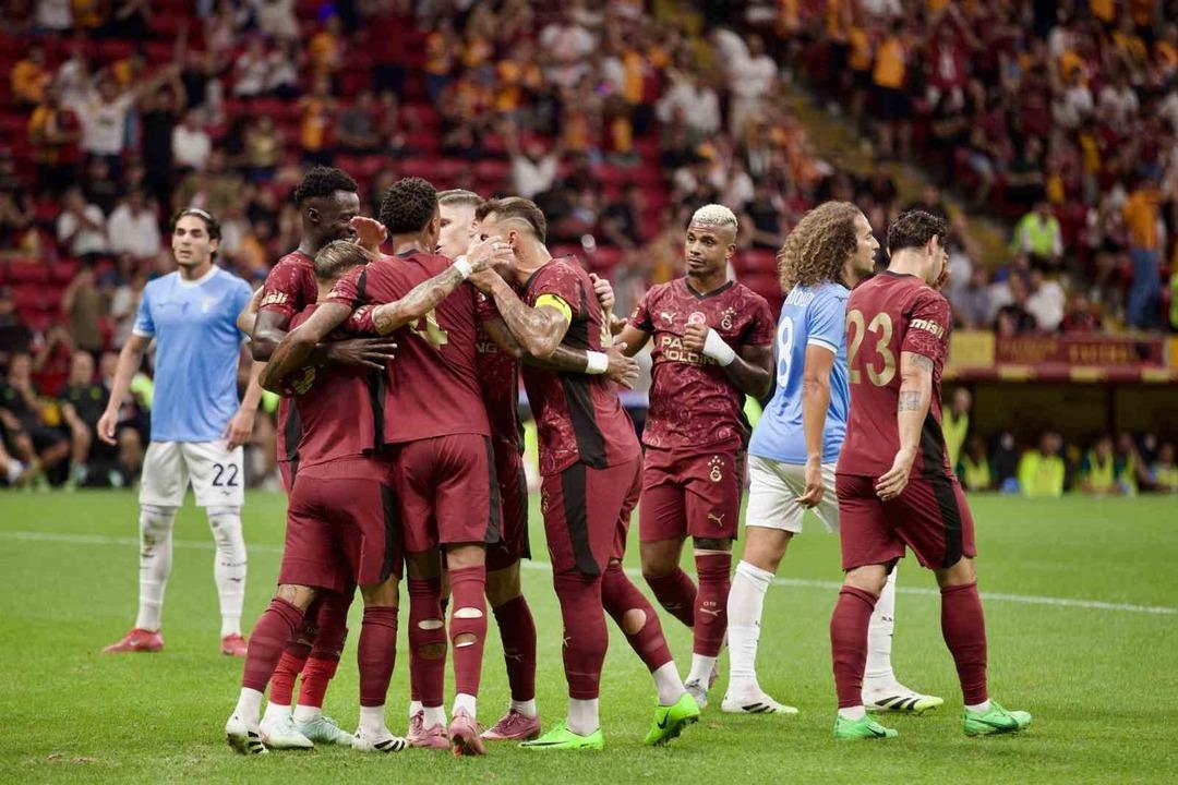 Galatasaray, Lazio ile oynadığı hazırlık maçından 2-2 lik eşitlikle ayrıldı 2