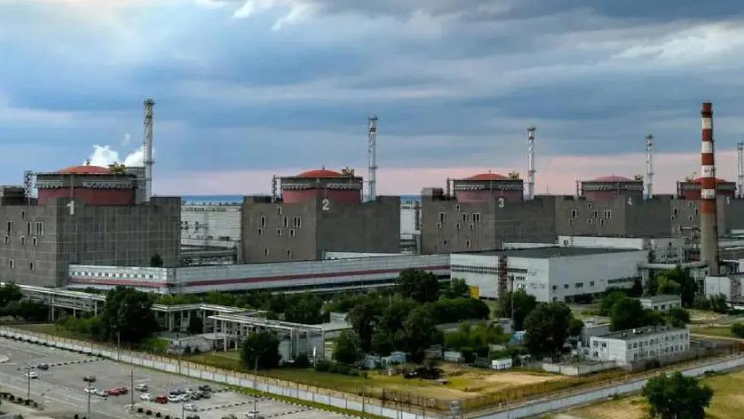 Ukrayna da Zaporijya Nükleer Tesisi vuruldu, dumanlar yükseliyor! Uluslararası Atom Enerji Kurumu duyurdu 3