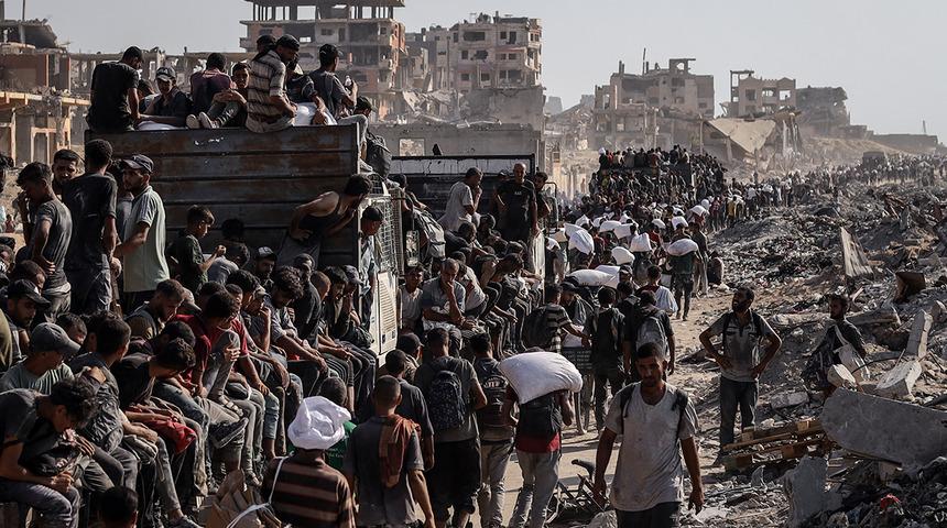 İsrail, Gazze'de Kızılay karargahını bombaladı