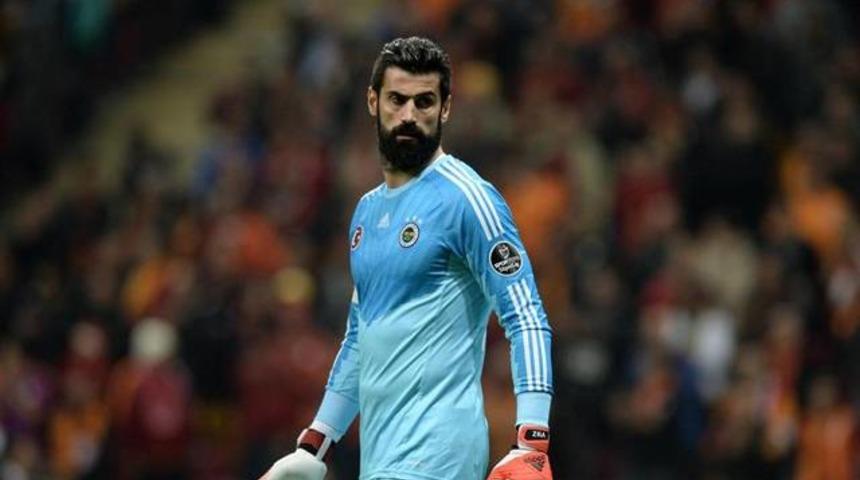 Volkan Demirel'de iki &ccedil;atlak birden