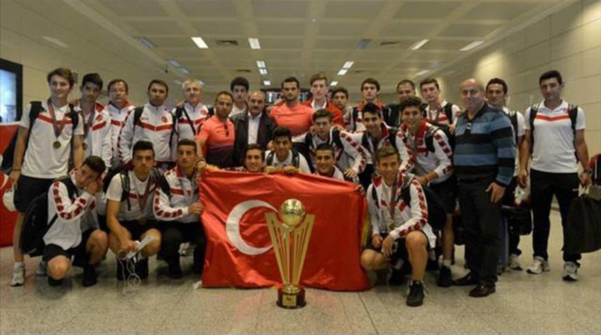 Tamamı Trabzonspor altyapısından...