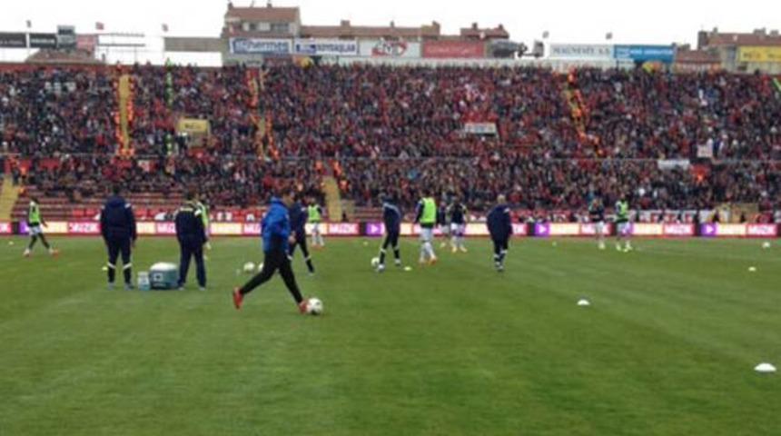 Eskişehirspor-Fenerbah&ccedil;e ma&ccedil;ında &ccedil;im krizi!