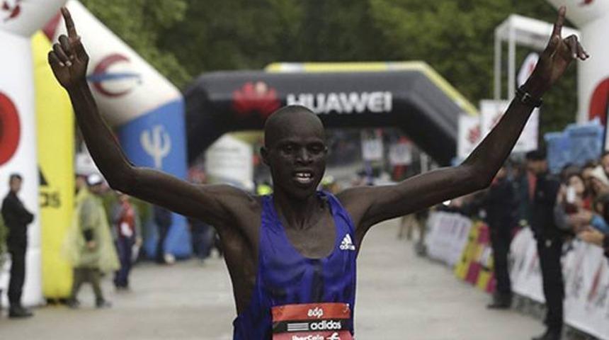 Madrid'de de Kenyalılar