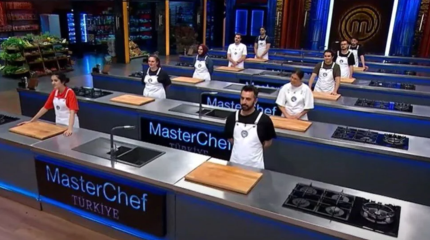 MasterChef'te ana kadroya giren son yarışmacı belli oldu! İşte önlüğün sahibi...