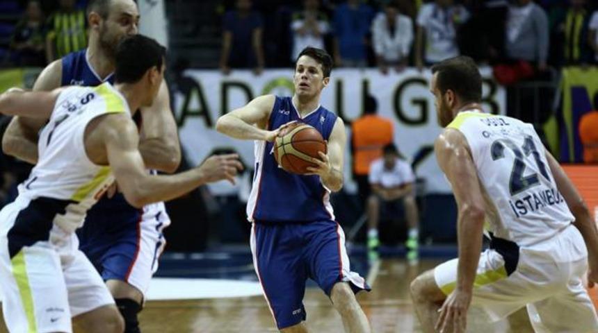 Fenerbahçe Ülker 82-84 Anadolu Efes