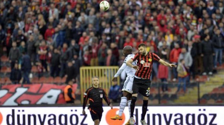 Eskişehirspor - Fenerbah&ccedil;e ma&ccedil; &ouml;zeti ve gol pozisyonları