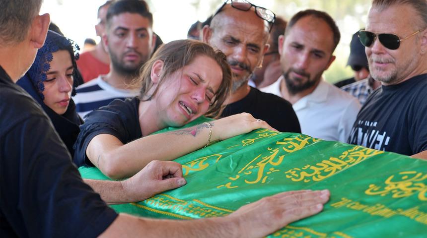 Yürek yakan hikaye: 1,5 yıllık evli çifti iki teker ayırdı! Hamile olduğunu cenazesinde söyleyebildi...