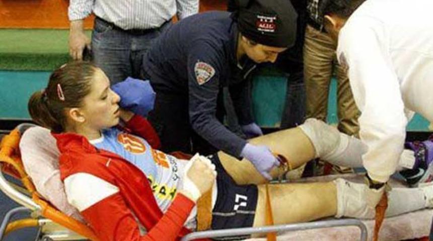 Voleybolda b&uuml;y&uuml;k skandal!