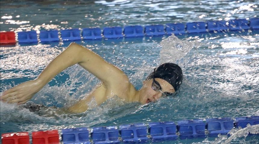 Milli yüzücü Kuzey Tunçelli, 1500 metre serbestte dünya 6'ncısı oldu